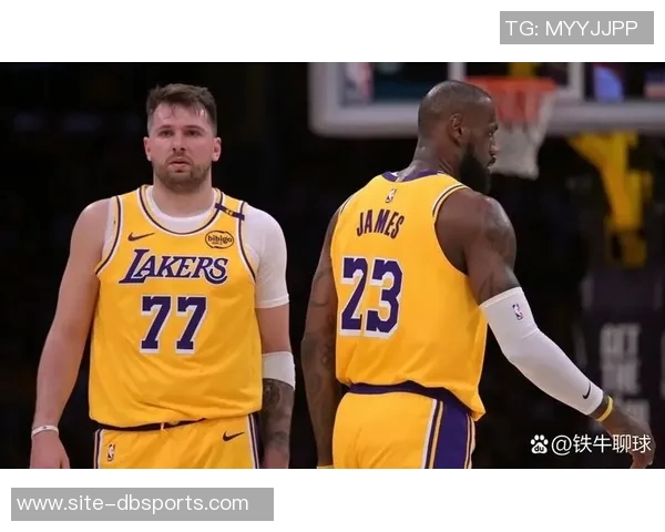 明日湖人客场挑战国王东契奇和海斯出战存疑詹姆斯等三名球员缺阵 明日湖人客场挑战国王东契奇和海斯出战存疑詹姆斯等三名球员缺阵