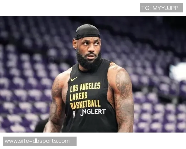 近45年内仅有詹姆斯文班和萨尔在21岁前单场达成30分10板5助2断2帽的壮举 近45年内仅有詹姆斯文班和萨尔在21岁前单场达成30分10板5助2断2帽的壮举