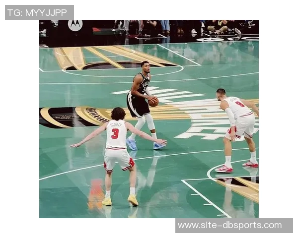 考辛斯称雄鹿季后赛缺乏第二选择特雷杨与字母哥组合将势不可挡 考辛斯称雄鹿季后赛缺乏第二选择特雷杨与字母哥组合将势不可挡